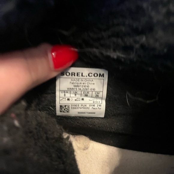 Sorel black and white boots - Picture 6 of 6